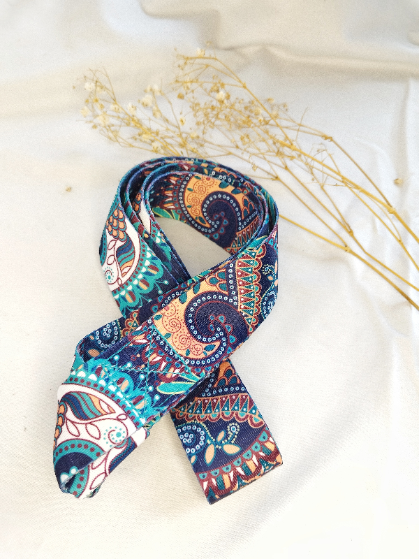 Strakatý popruh na jógamatku